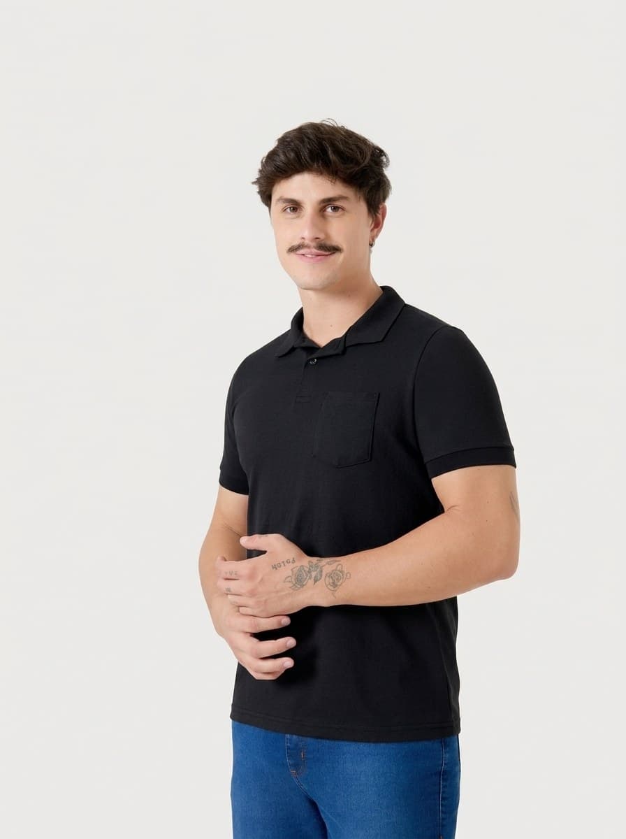 Polo Piquet com Bolso Preto