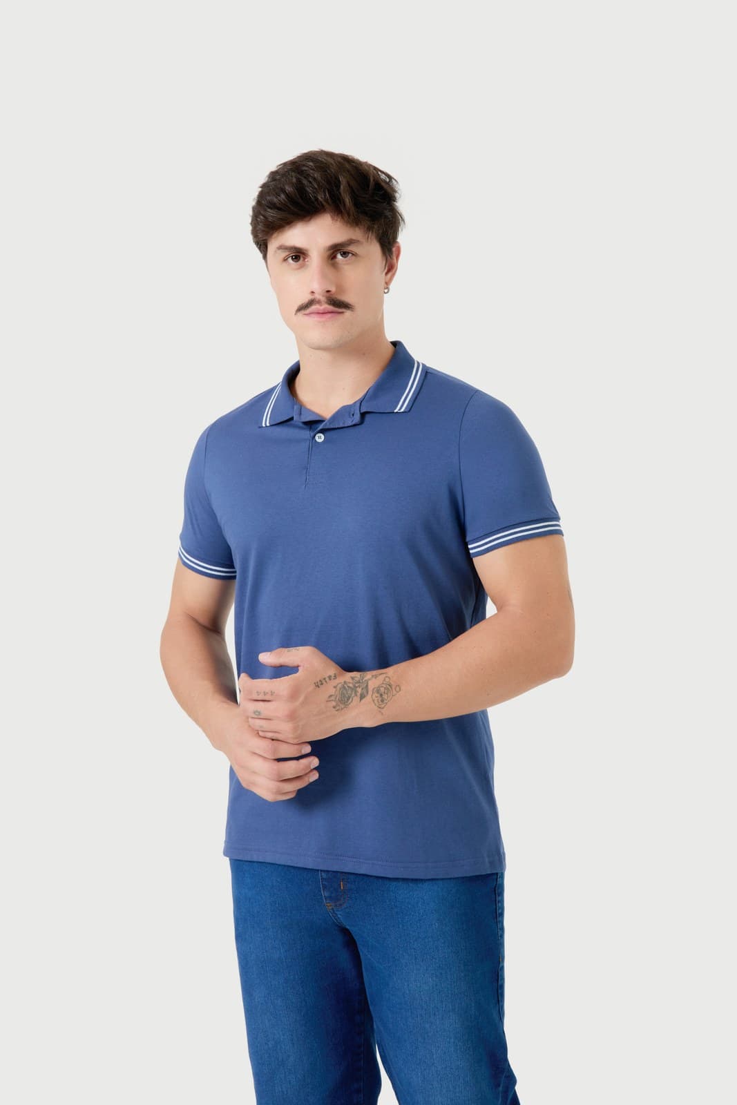 Polo Malha Lisa Azul Índigo — Doce Helene