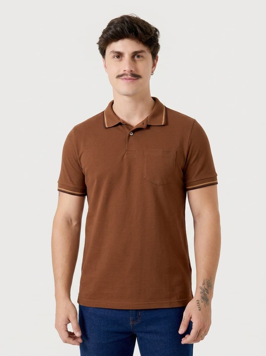 Polo Piquet com Bolso Marrom